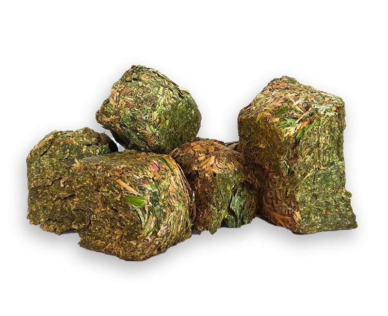ALFALFA CUBO FORRAJERO SACO 25 KG