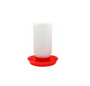 [81001] BEBEDERO PARA POLLO VITROLERO BLANCO Y ROJO 1 LITRO